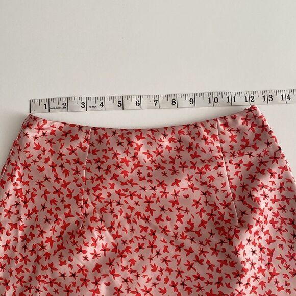 Princess Polly Light Pink Satin Mini Skirt Size 4 - Picture 6 of 8